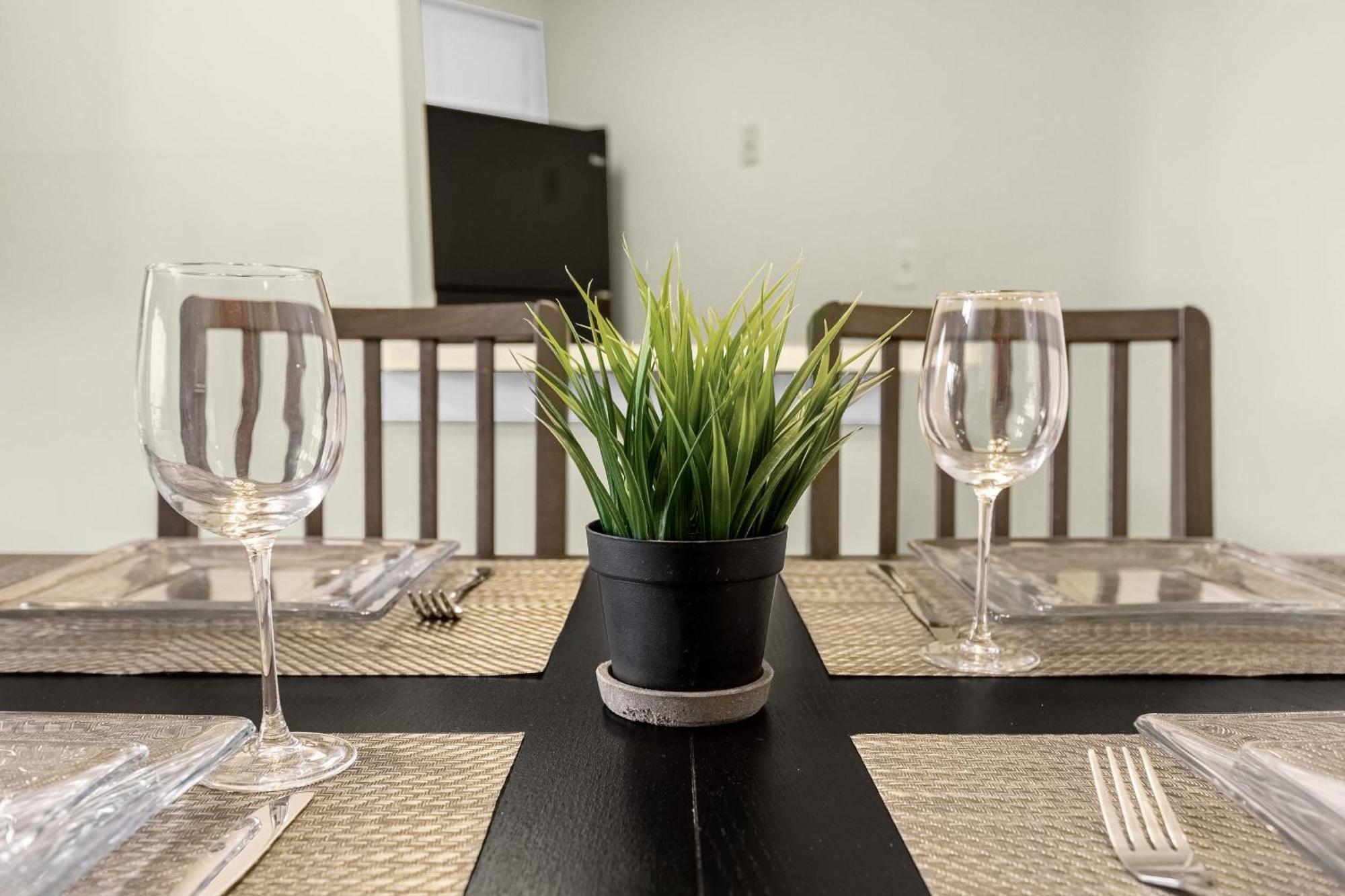 Modern Cozy 2Br Condo Near Disney ออร์ลันโด ภายนอก รูปภาพ